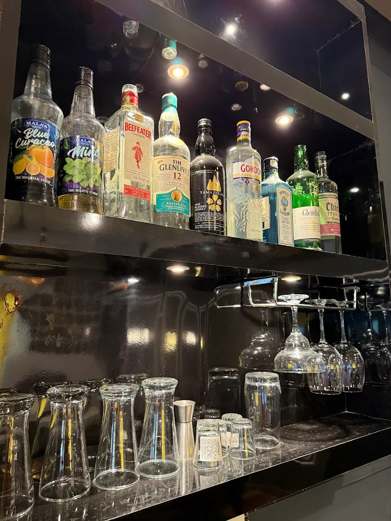 Professional bar setup training